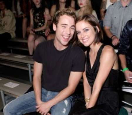 Dustin Milligan with his ex-girlfriend, Jessica Stroup at the 7th Annual Teen Vogue Young Hollywood Party