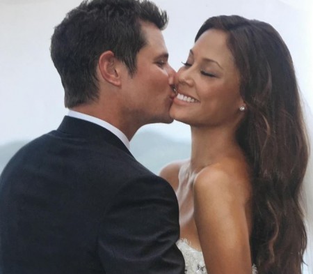 Husband-wife duo, Nick Lachey and Vanessa Lachey's at their wedding. Nick Lachey wife, children, age. Vanessa Lachey age, husband, kids