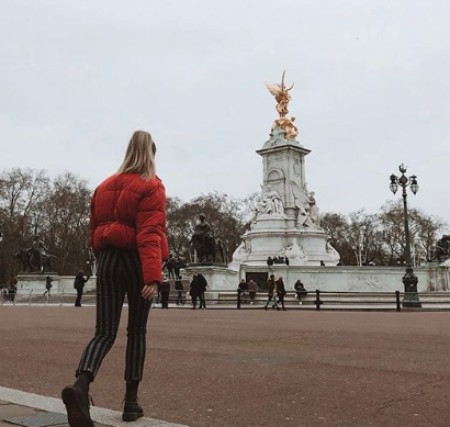 Maddie on a tour to Buckingham palace. Know about her net worth, salary, income, wealth, bank balance and many more