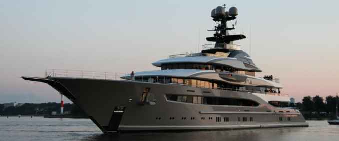 Shahid Khan bought a $200 million private yachts