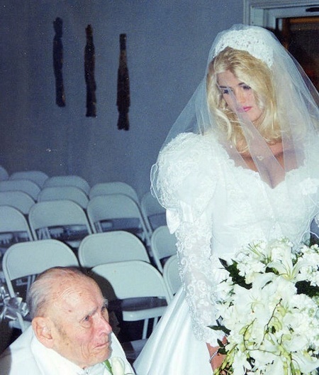 Anna Nicole Smith Was Married Businessman J. Howard Marshall From 1994 to 1995