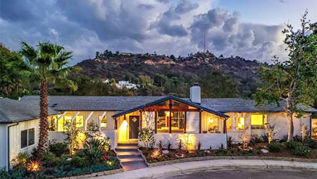 The house initially owned by TV/film writer and director Marti Noxon