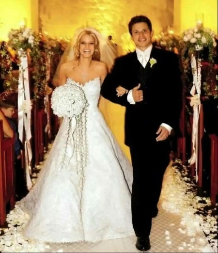 Jessica Simpson and Nick Lachey married from 2002 to 2006