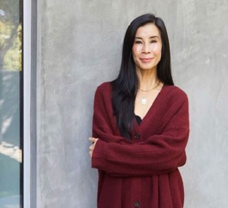 The journalist Lisa Ling has a net worth of $10 million.