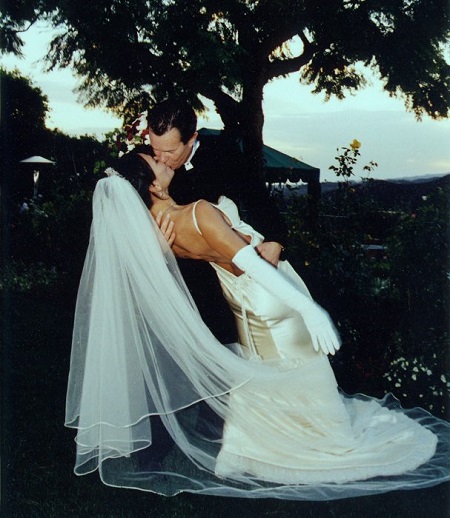 The Wedding Picture Of Divorced Couple, Giselle Fernandez and John Farrand