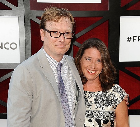 Andy Daly avec cool, amicale, sociable, femme Carri Levinson 