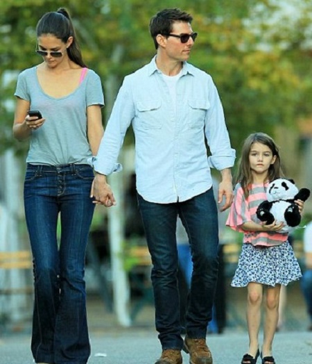 Suri Cruise With Her Divorced Parents, Tom Cruise and Katie Holmes