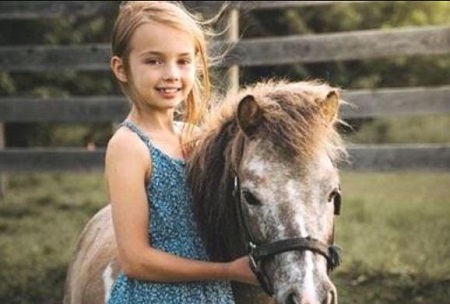 Ava Grace McIntosh died at the age of 8.