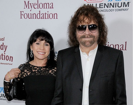 Camelia Kath and Jeff Lynne Have Been Married For Over Five Years.