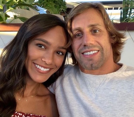  Urijah Faber and his fiancee Jaslyn Faber.