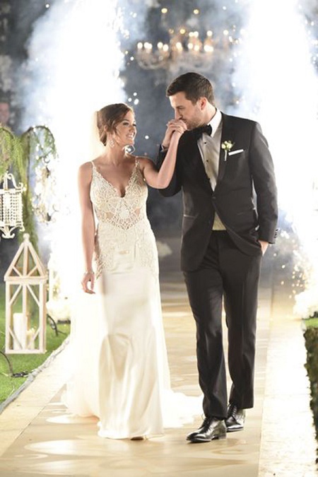 The Bachelorette's Star Tanner Tolbert and Jade Roper looking stunning on wedding days