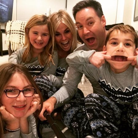 Danielle Baum and Jeff Rossen with their children