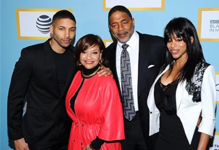 Debbie Allen and husband Norm Nixon along with their sin and daughter at an event.