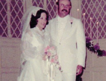 Phil McGraw and Robin McGraw's wedding image