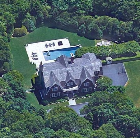 Image: Kelly Ripa's house in Southampton aerial view. Source: Virtual Globetrotting