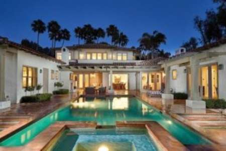 Robyn Hayward and Gordon Hayward sold their San Diego County, California estate