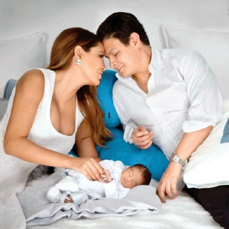 Ninel Conde and Giovanni with their newly born baby, Emmanuel Medina