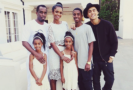 Kim Porter's Family. Know more about Kim family, marriage, age, husband, marital affairs and spouse