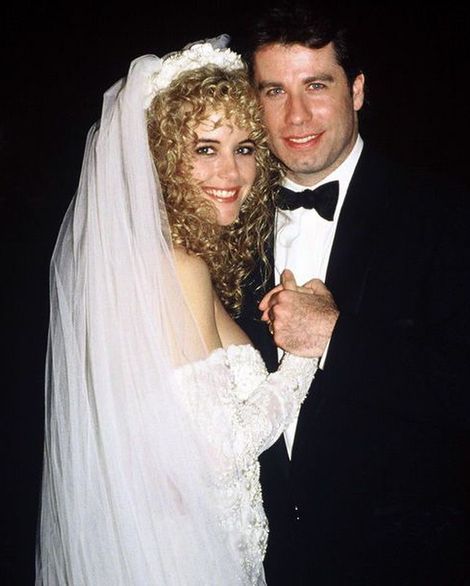 Kelly Preston and John Travolta on the wedding day. Know more about Kelly Preston marriage, husband, John Travolta, children, wedding date and venue and other marital details