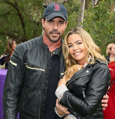 Aaron and Denise Richards