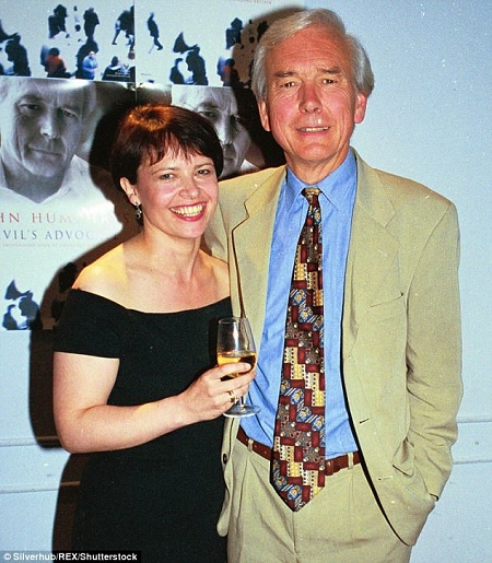 Valerie Sanderson with his husband, John Humphrys. Know more about her marriage, nuptial, wedding date and venue, marital relationship, love partner, husband , spouse and other matrimonial details 