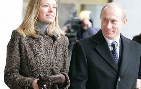  Jorrit Faassen's wife Mariya Putina with her father Vladimir Putin