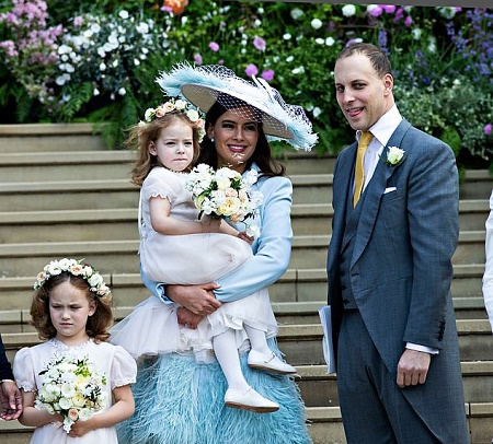 Sophie Winkleman with her two daughters and a husband