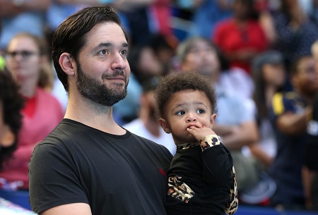Alexis Olympia Ohanian Jr. with her father, Alexis Ohanian