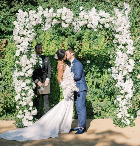 Rhonda Walker tied the wedding with her second husband, Jason on 31st August 2019