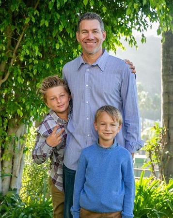 Jason Diamond with his two sons, Jasper and Jake