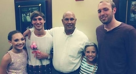 Kurt Ziegler with his four children Mackenzie, Maddie, Ryan and Tyler at his home