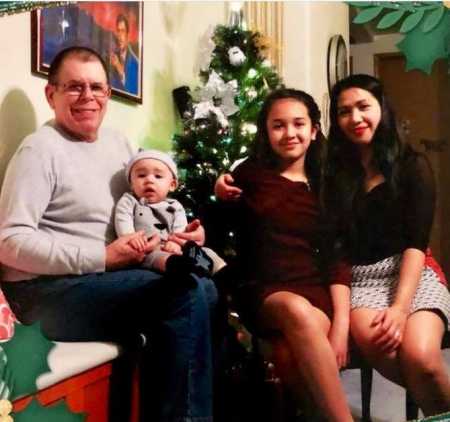 Airyn Ruiz Bell and Art Bell with their children