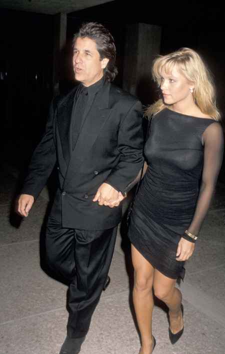 Pamela Anderson and Jon Peters arrived at the 1989 premiere of Batman