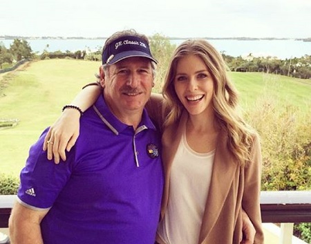 he actress Jordan Claire Robbins with her father John R. Robbins