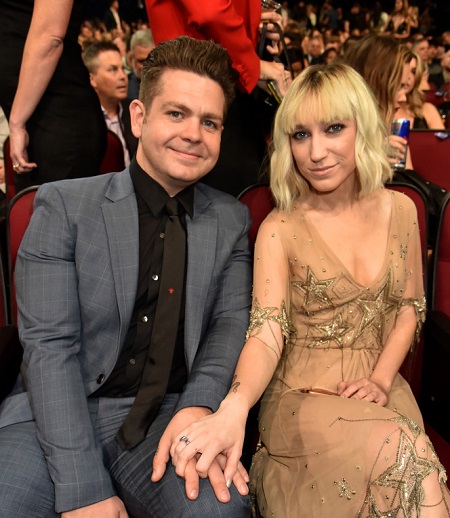 Jack Osbourne's Holding a Hand With His New Beau  Aree Gearhart at American Music Awards in 2019