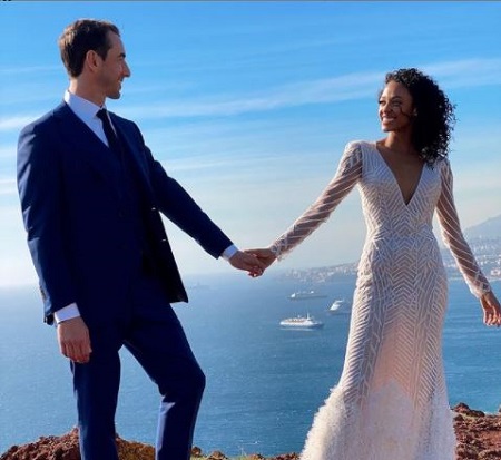 The actress Kylie Banbury and businessman Jon-Ryan Alan Riggins tied the wedding knot on January 1, 2020.