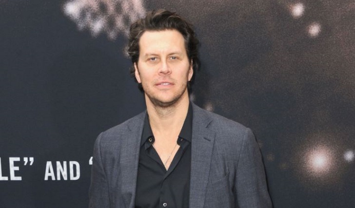 The actress Ali Larter's husband Hayes MacArthur is also an actor by ...