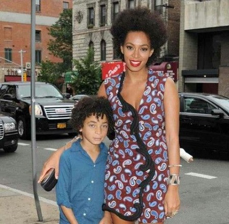 The childhood image of Daniel Julez J. Smith Jr with his famous mother Solange Knowles. 