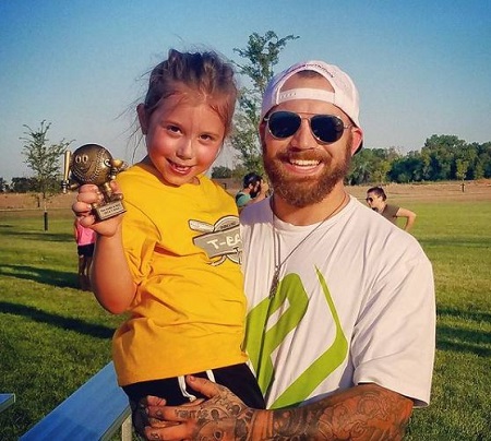 Aubree Skye Lind pictured with her father Adam Lind.