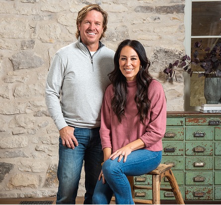 Joanna Gaines and Chip Gaines On Reality TV Show, Fixer Upper on HGTV.