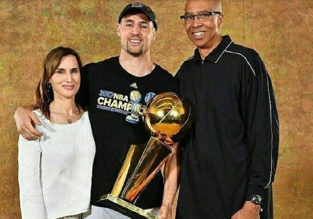 The basketball player Klay Thompson (middle) is the second-born son of Mychal Thompson and Julie Thompson.