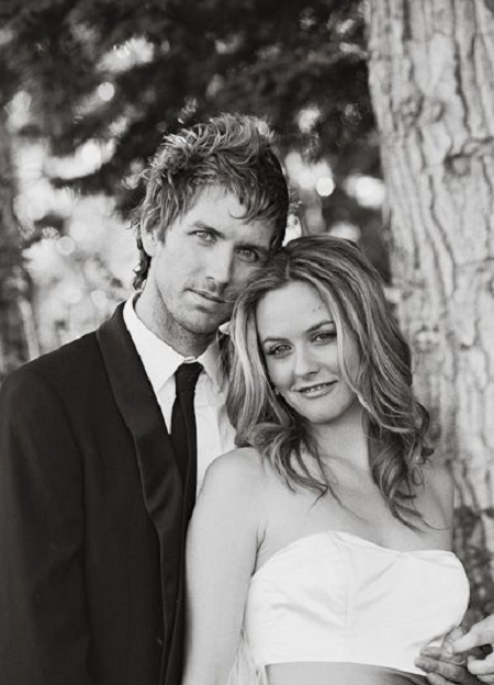 The Wedding Picture Of Alicia Silverstone and Christopher Jarecki