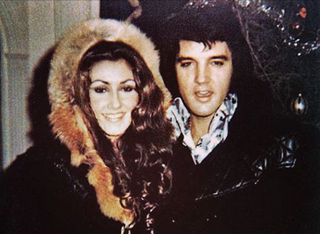 Elvis was married with Priscilla Presley