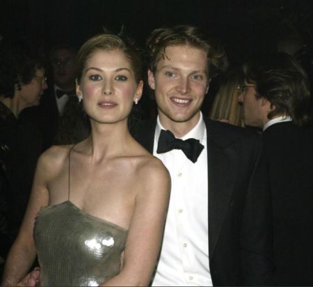 Rosamund Pike with her first dating partner, Simon Woods. Know how they first met and started dating?