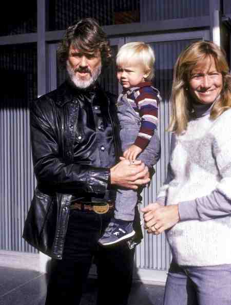 Blake Cameron Kristofferson during his childhood with father, Kris Kristofferson and Lisa Meyers. Know more about his current marital status?