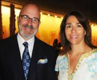 Lavinia smerconish With Her Husband Micheal Smerconish At An Event 