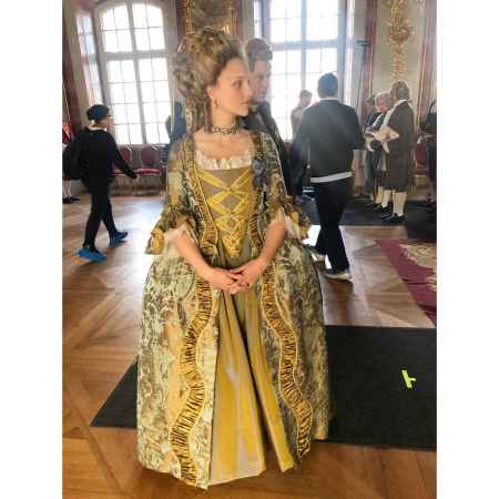 Georgina Beedle wearing the dress of princess, Natalia of Catherine the Great. What is Georgina's current marital status.