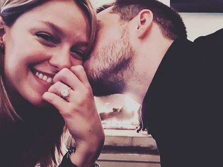 Melissa Benoist' flaunting her $100,000 engagement ring 