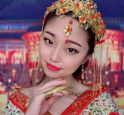 Tingting ASMR wearing Traditional Chinese Dress