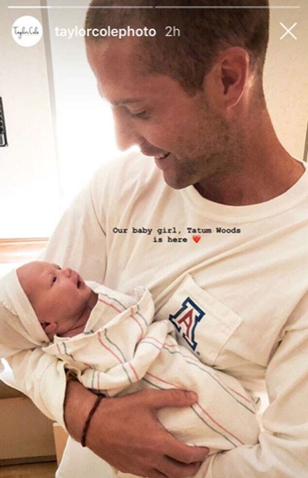 Tatum Woods's Daddy, Kevin Simshauser Holding Her at the Birth Time
